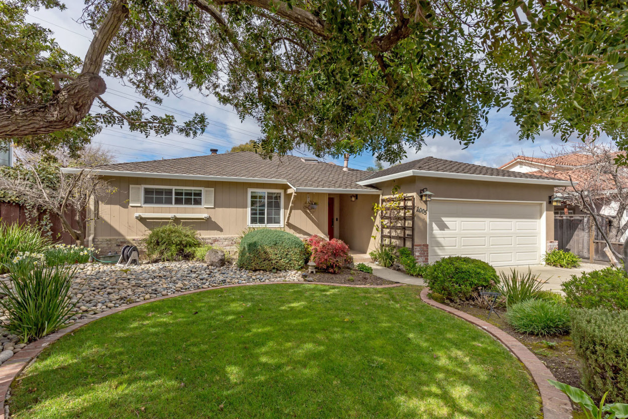 Joanne Fraser, Real Estate Agent Compass