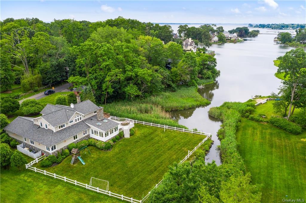 Eryn Marciano, Real Estate Agent in Westchester & Hudson Valley Compass