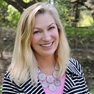 Lauren Holloway