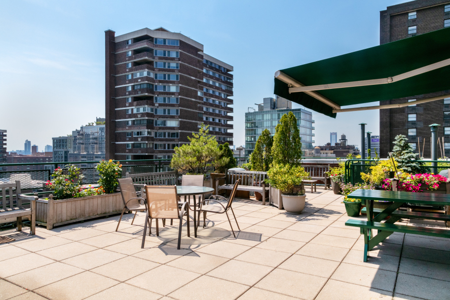 245 East 24th Street, #11-B